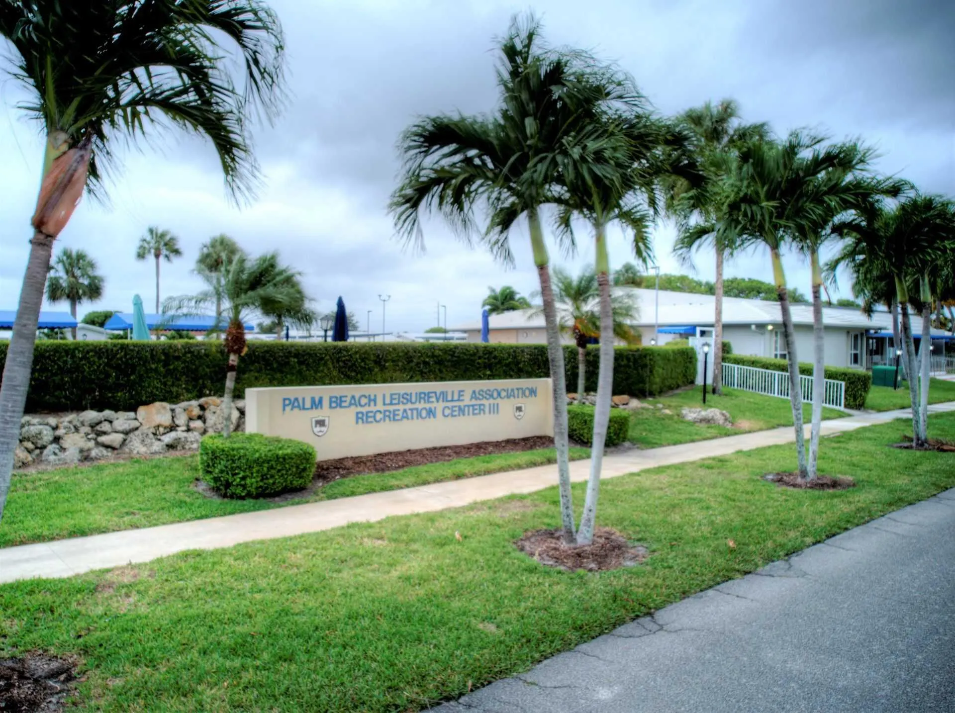 1802 OCEAN Drive #103