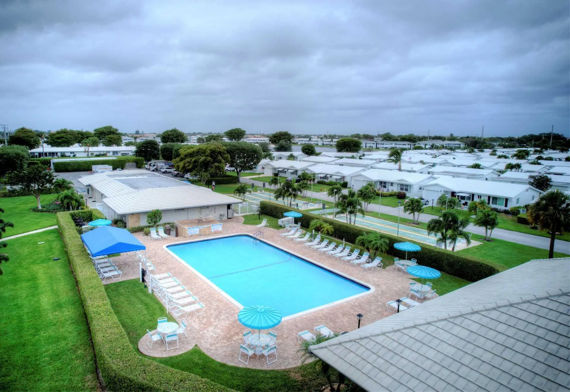 1802 OCEAN Drive #103