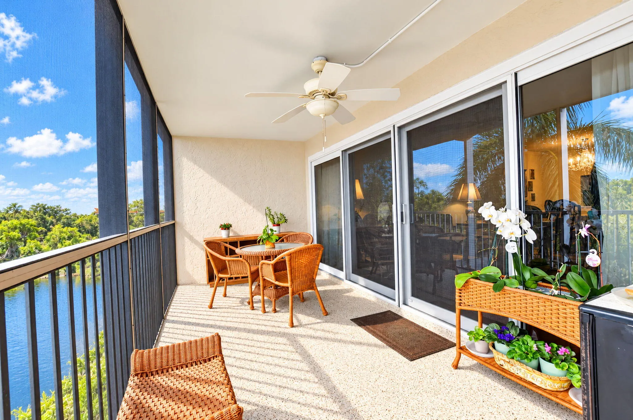 1537 E HILLSBORO Boulevard #444