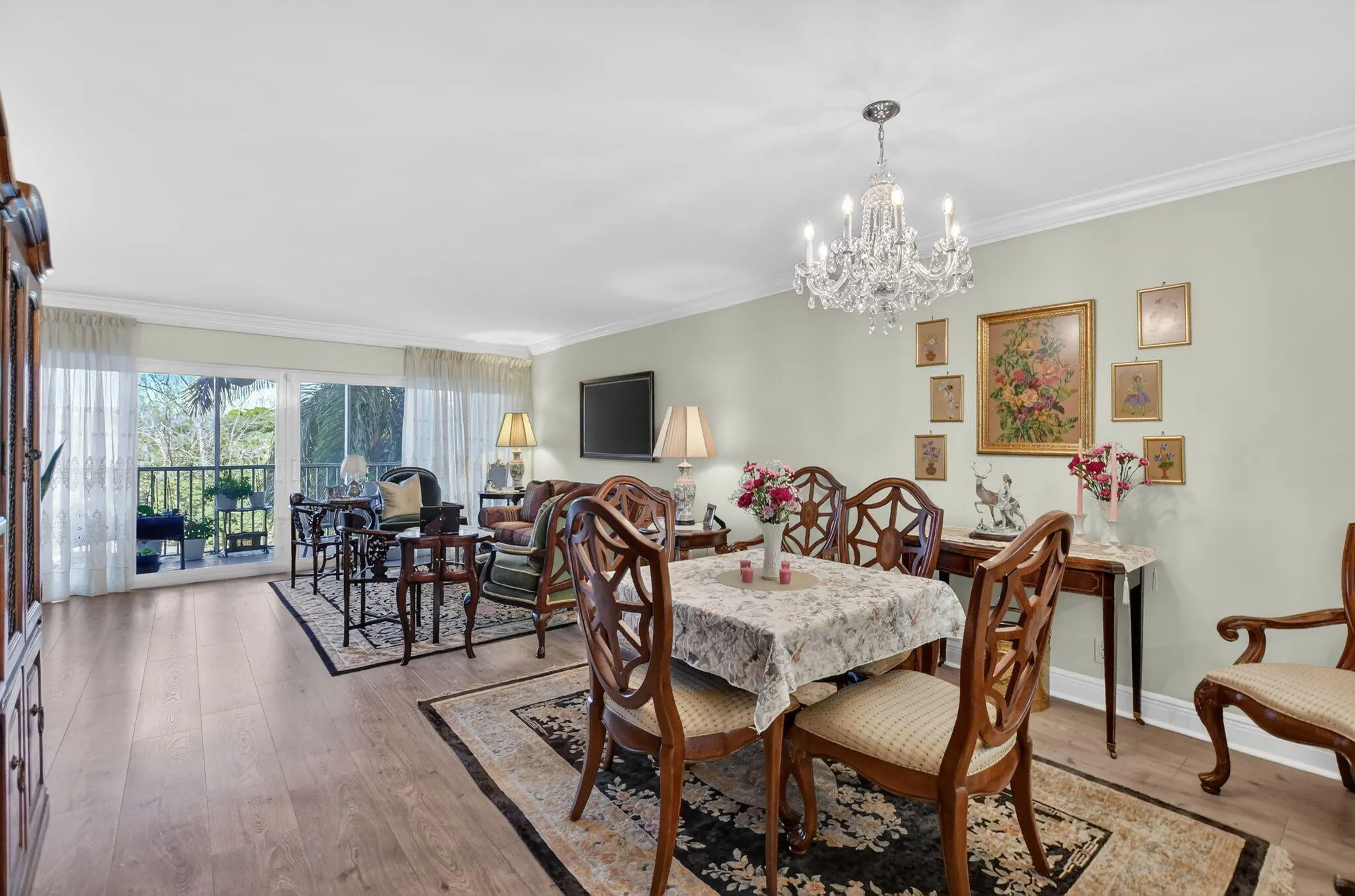 1537 E HILLSBORO Boulevard #444
