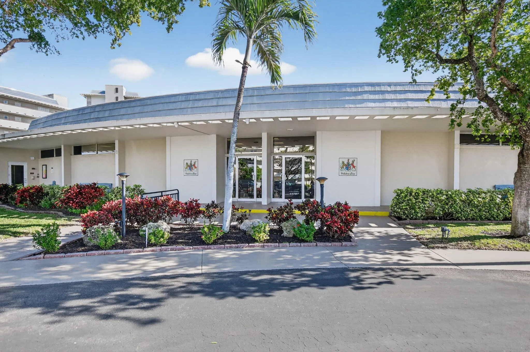 1537 E HILLSBORO Boulevard #444