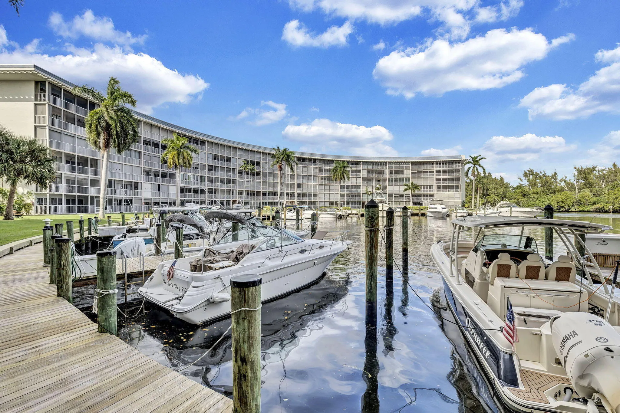 1537 E HILLSBORO Boulevard #444