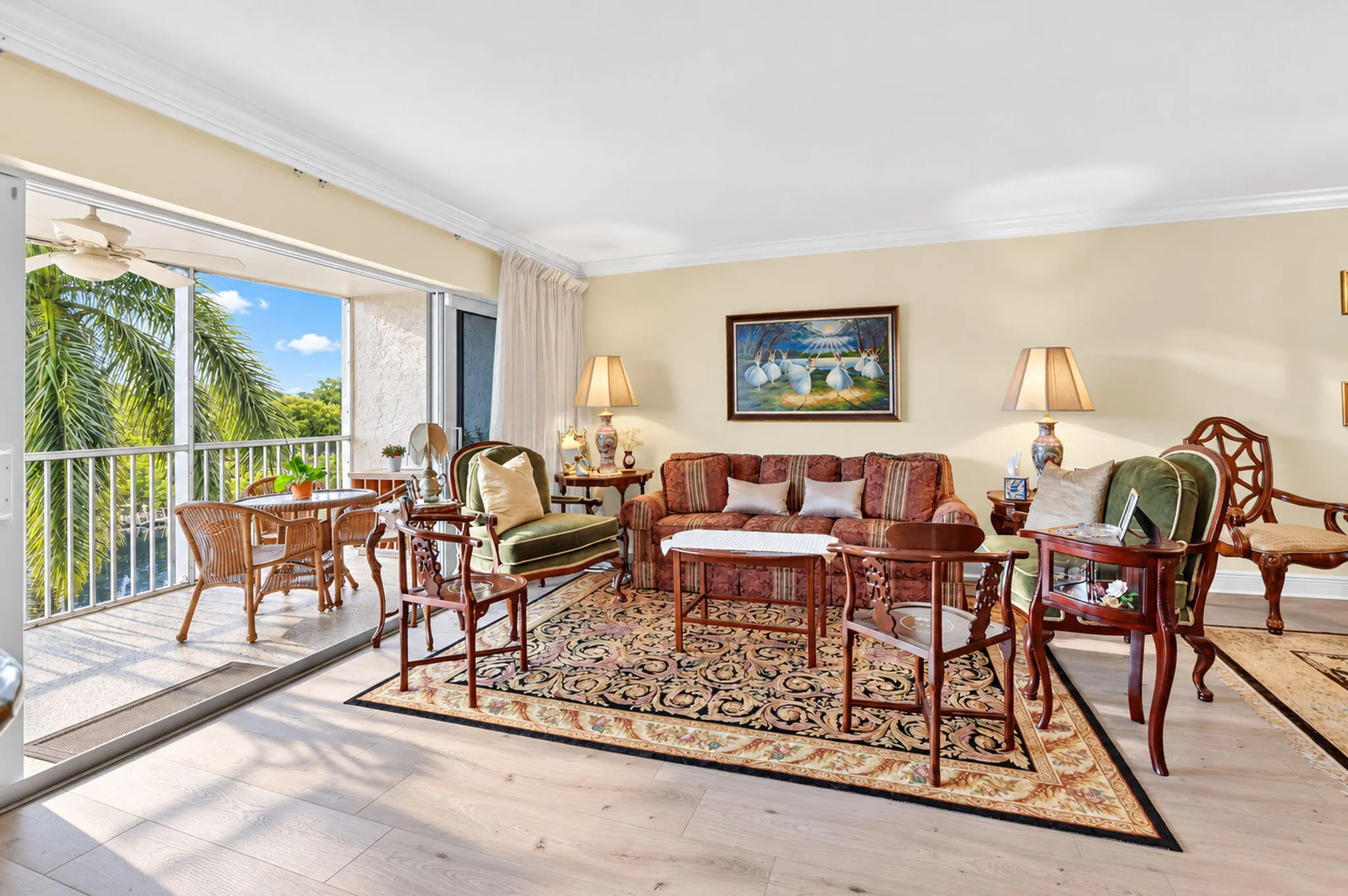 1537 E HILLSBORO Boulevard #444
