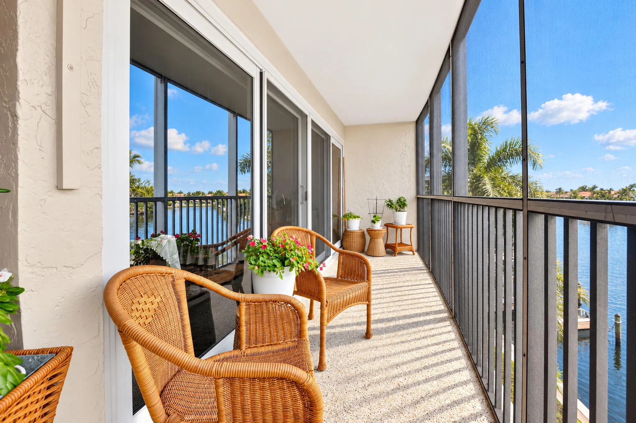 1537 E HILLSBORO Boulevard #444