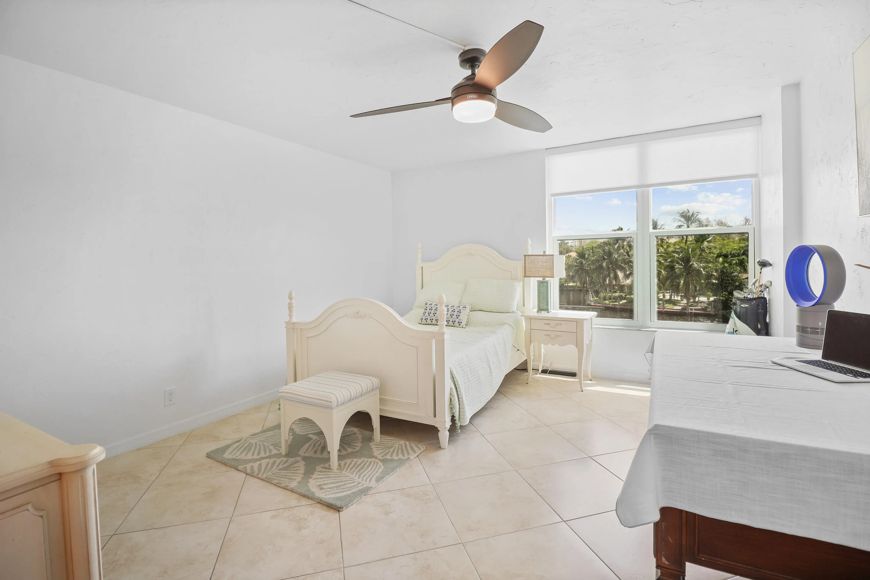 13 Royal Palm Way #302