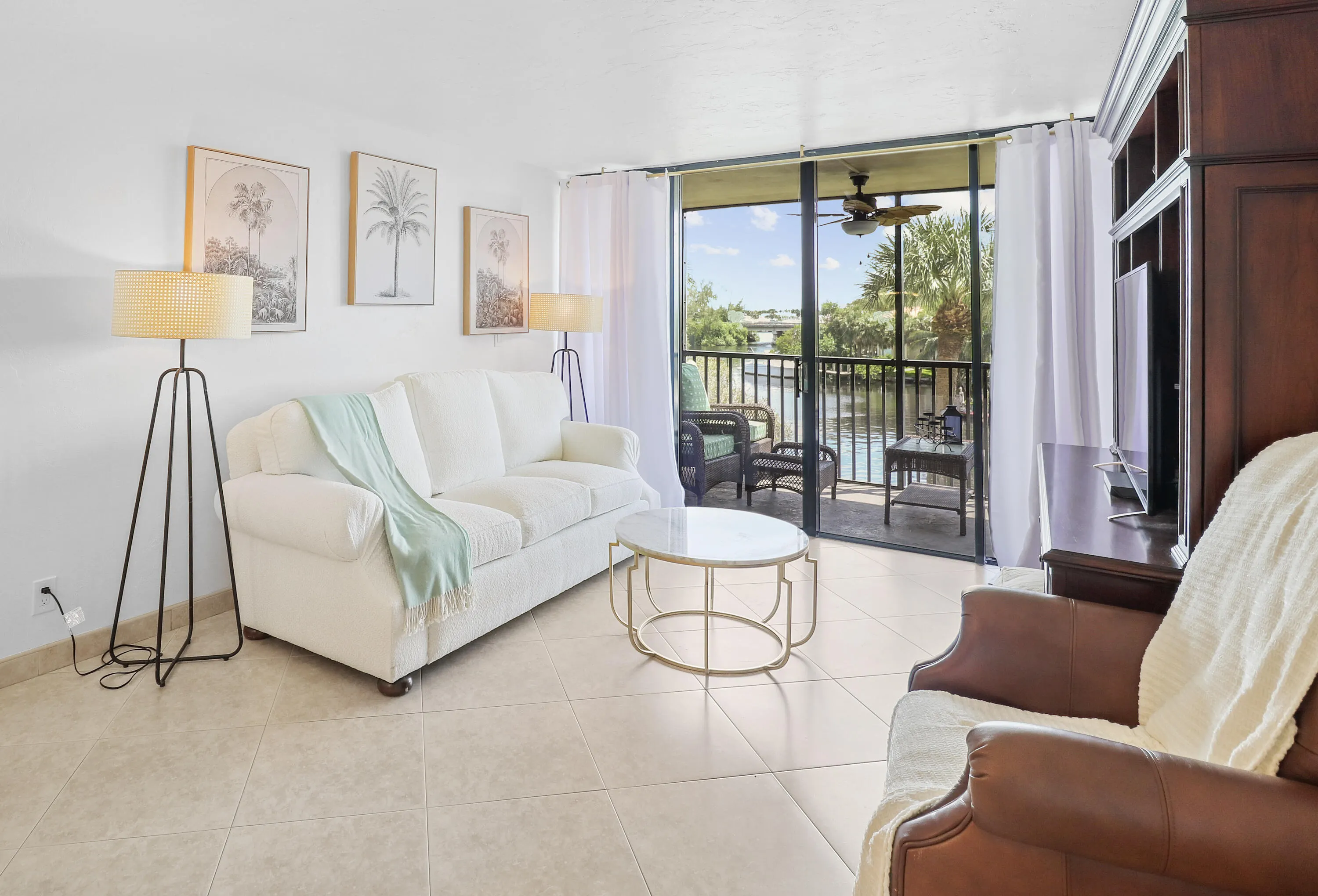 13 Royal Palm Way #302
