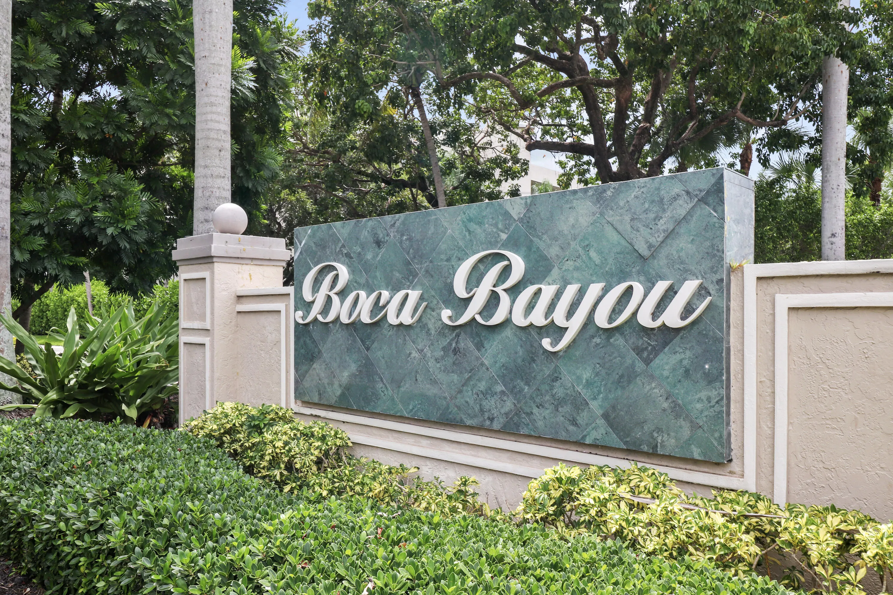 13 Royal Palm Way #302