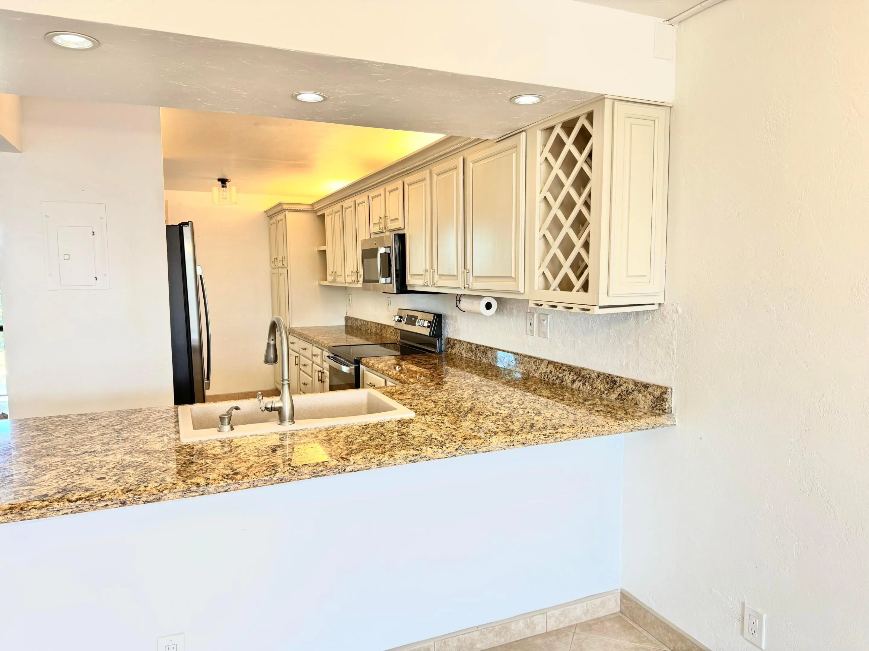 13 Royal Palm Way #302