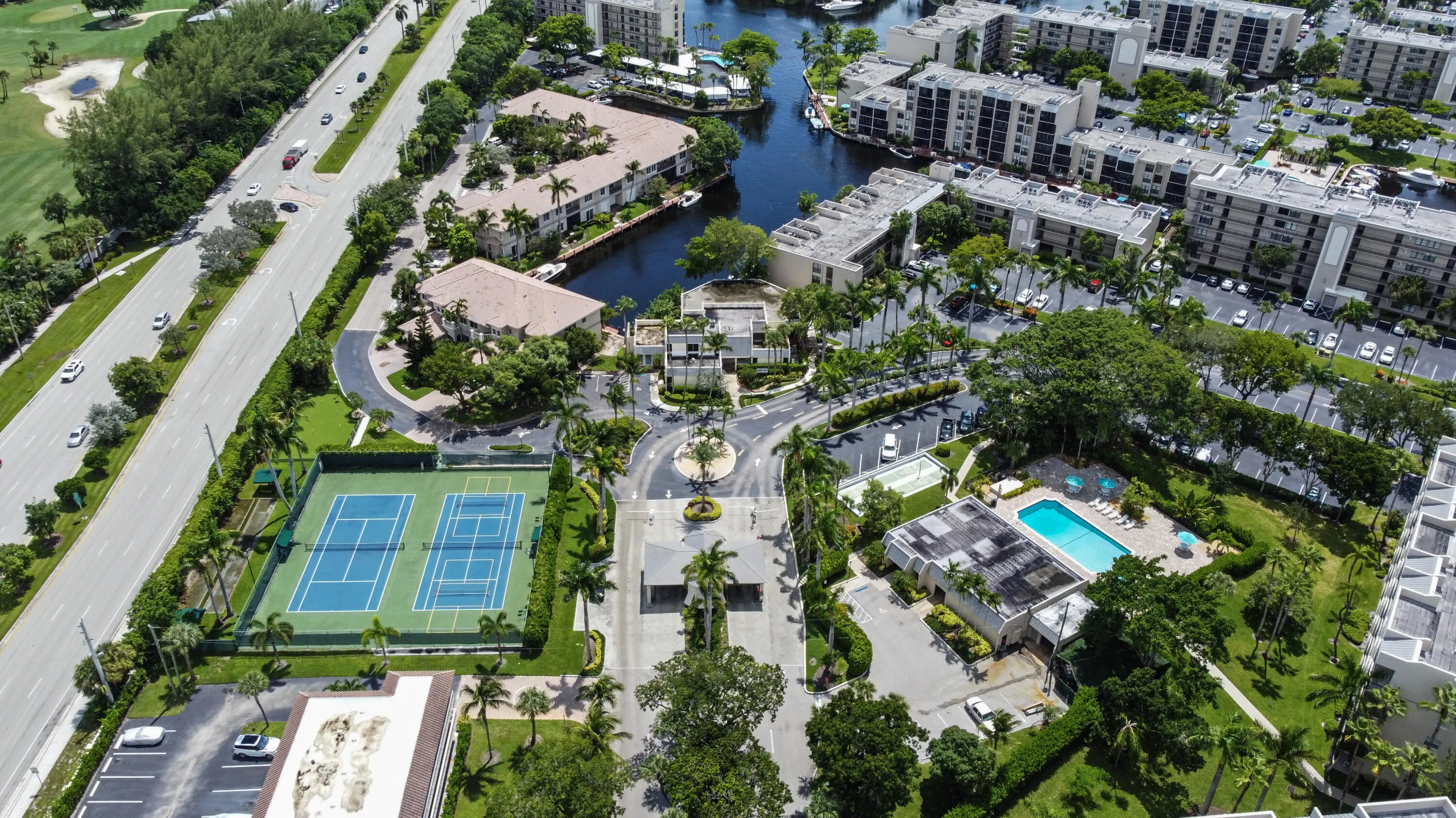 13 Royal Palm Way #302