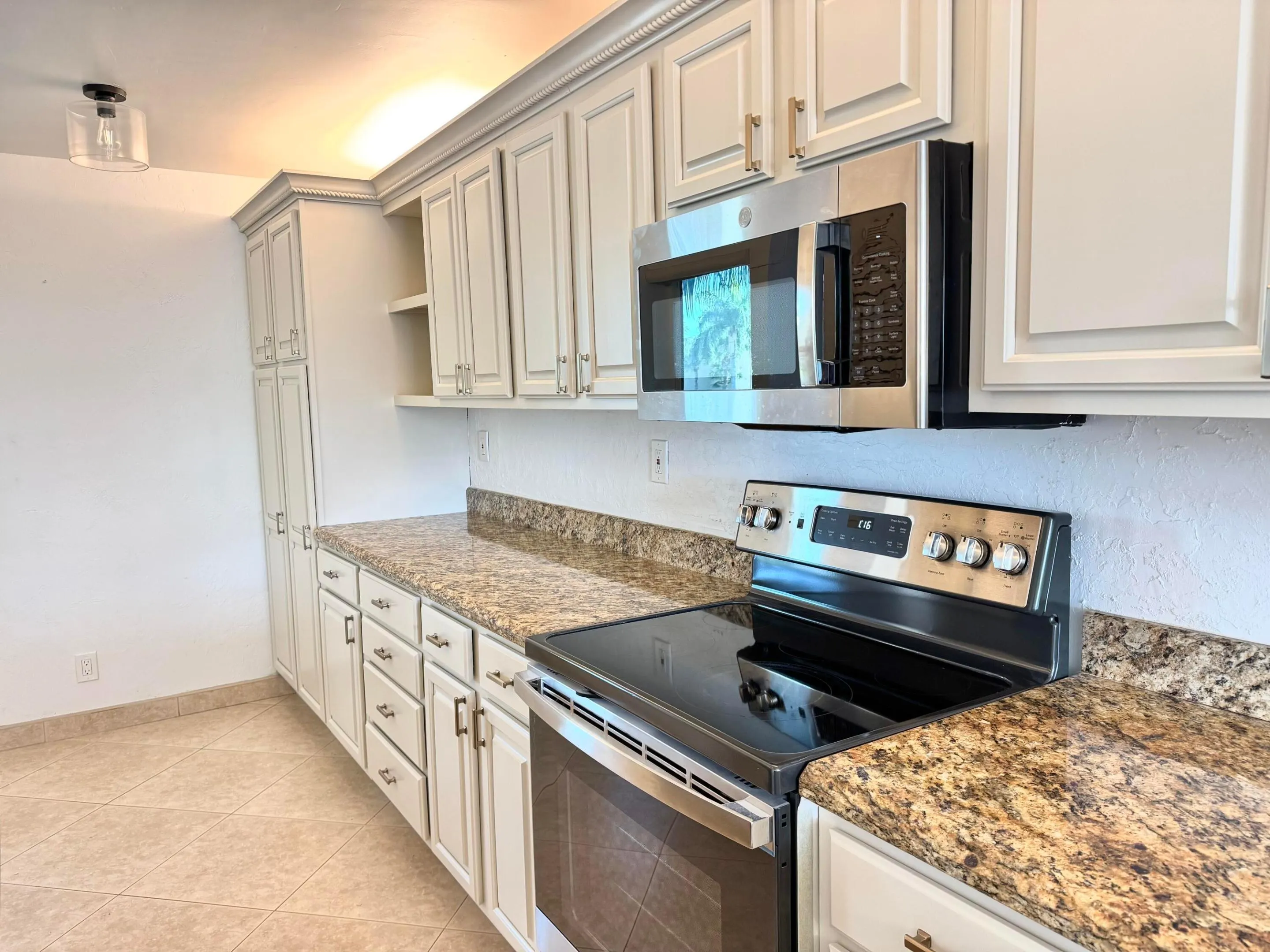 13 Royal Palm Way #302