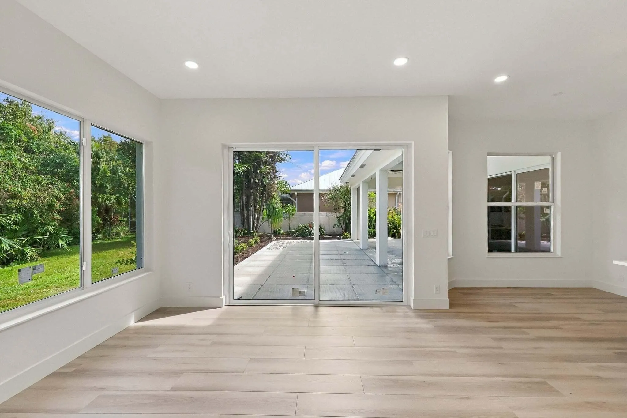 6114 WINDING LAKE Drive