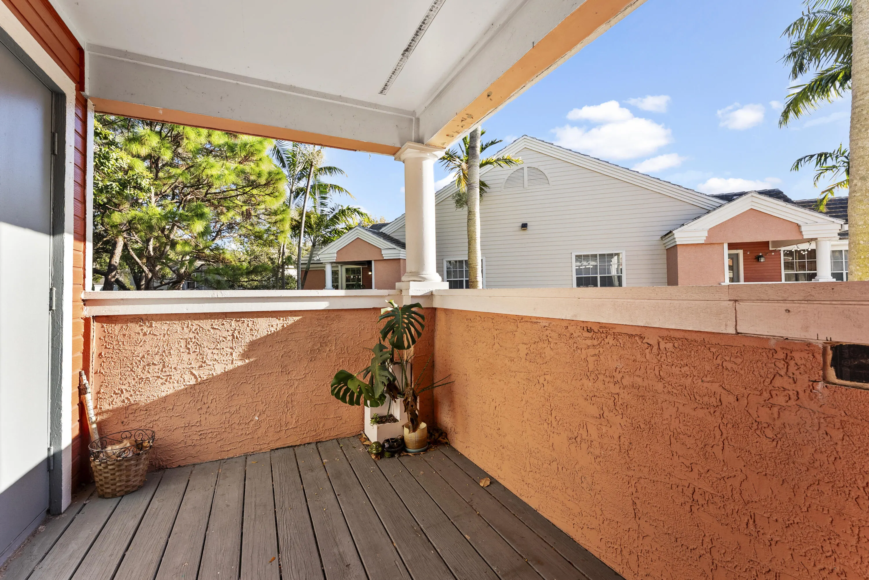 1365 CRYSTAL Way #H