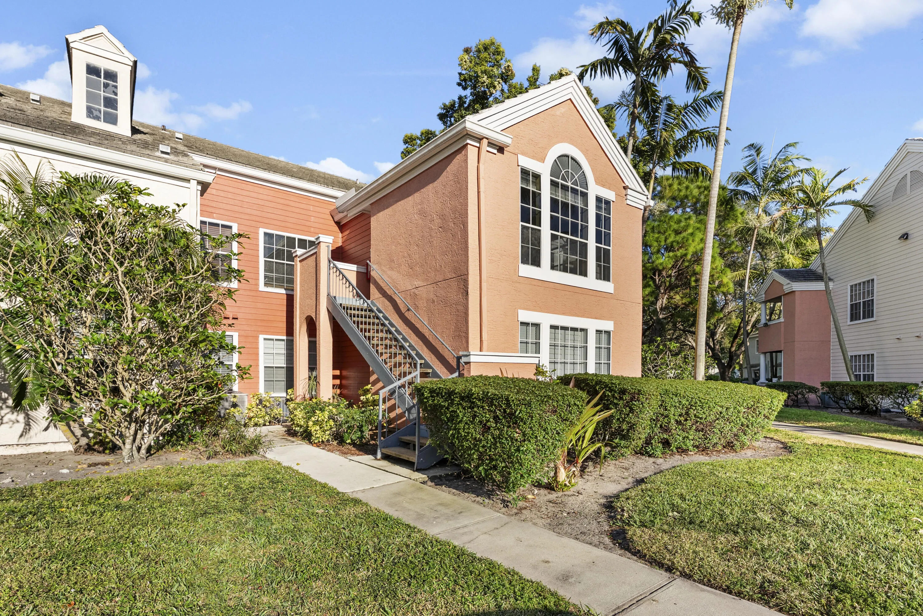 1365 CRYSTAL Way #H