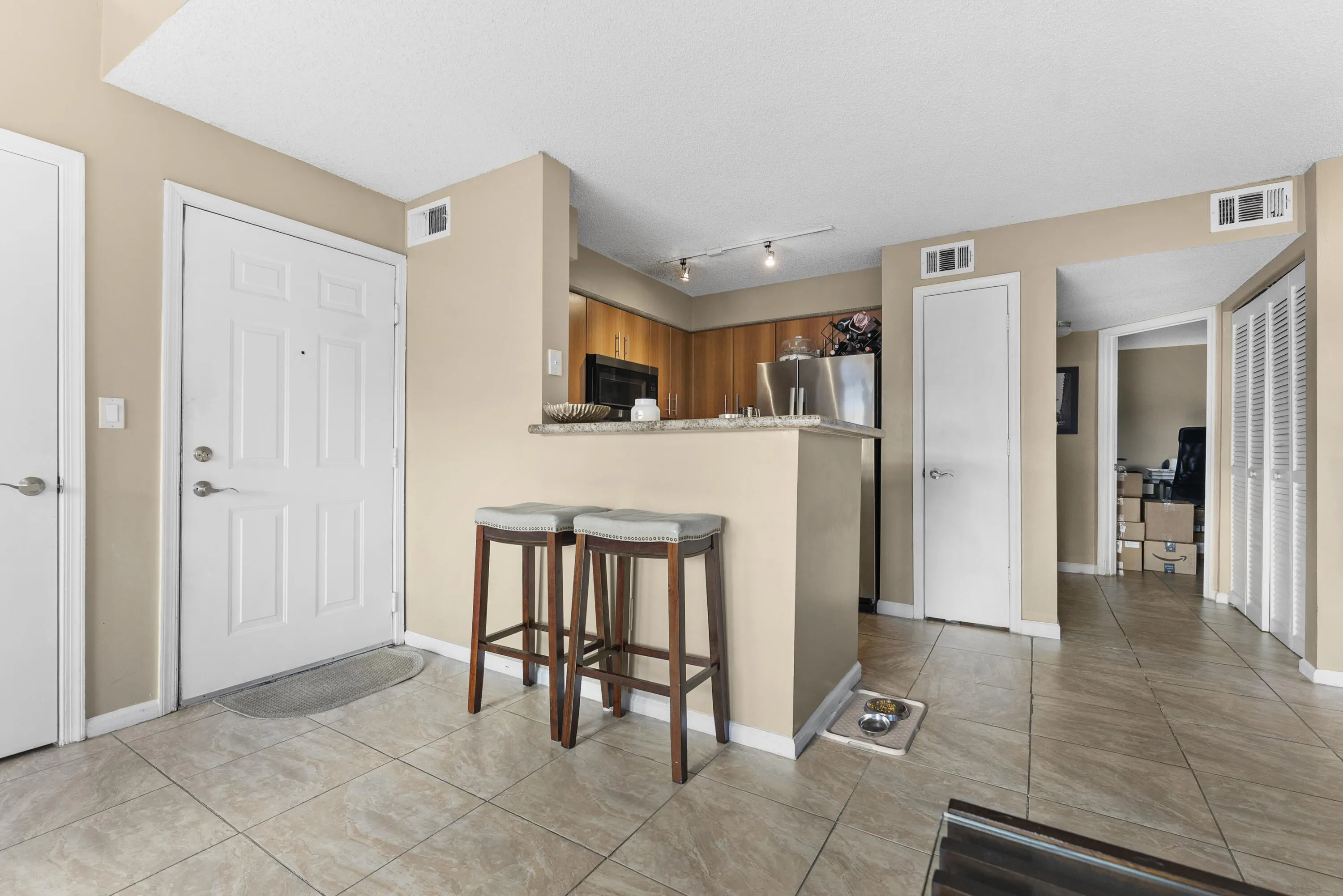 1365 CRYSTAL Way #H