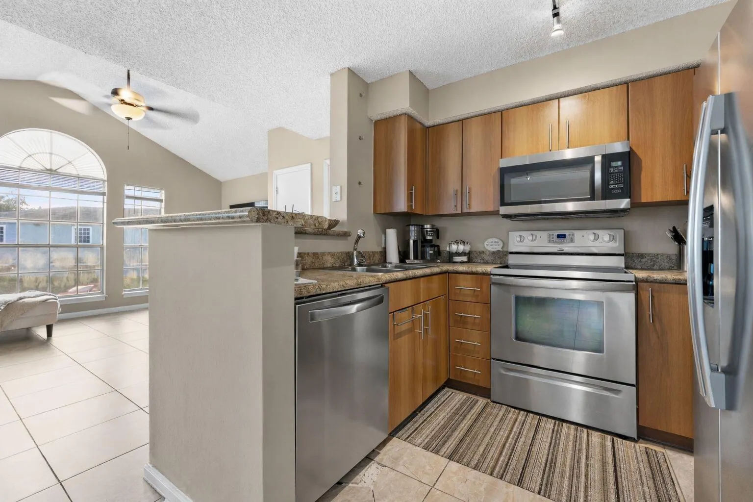 1365 CRYSTAL Way #H
