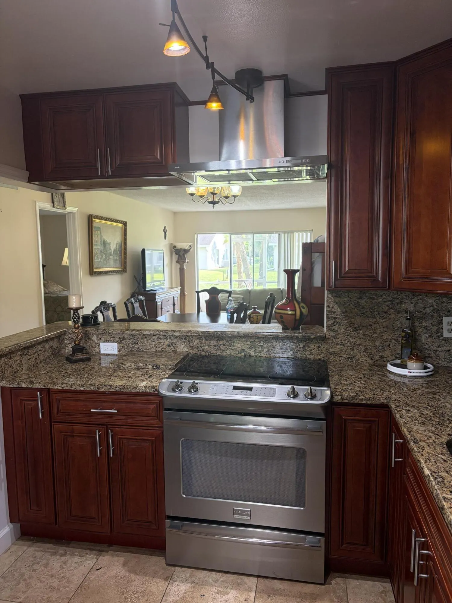 2800 FIORE Way #1060