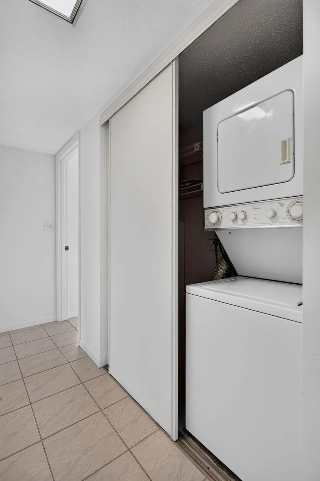 2309 S CYPRESS BEND Drive #611D