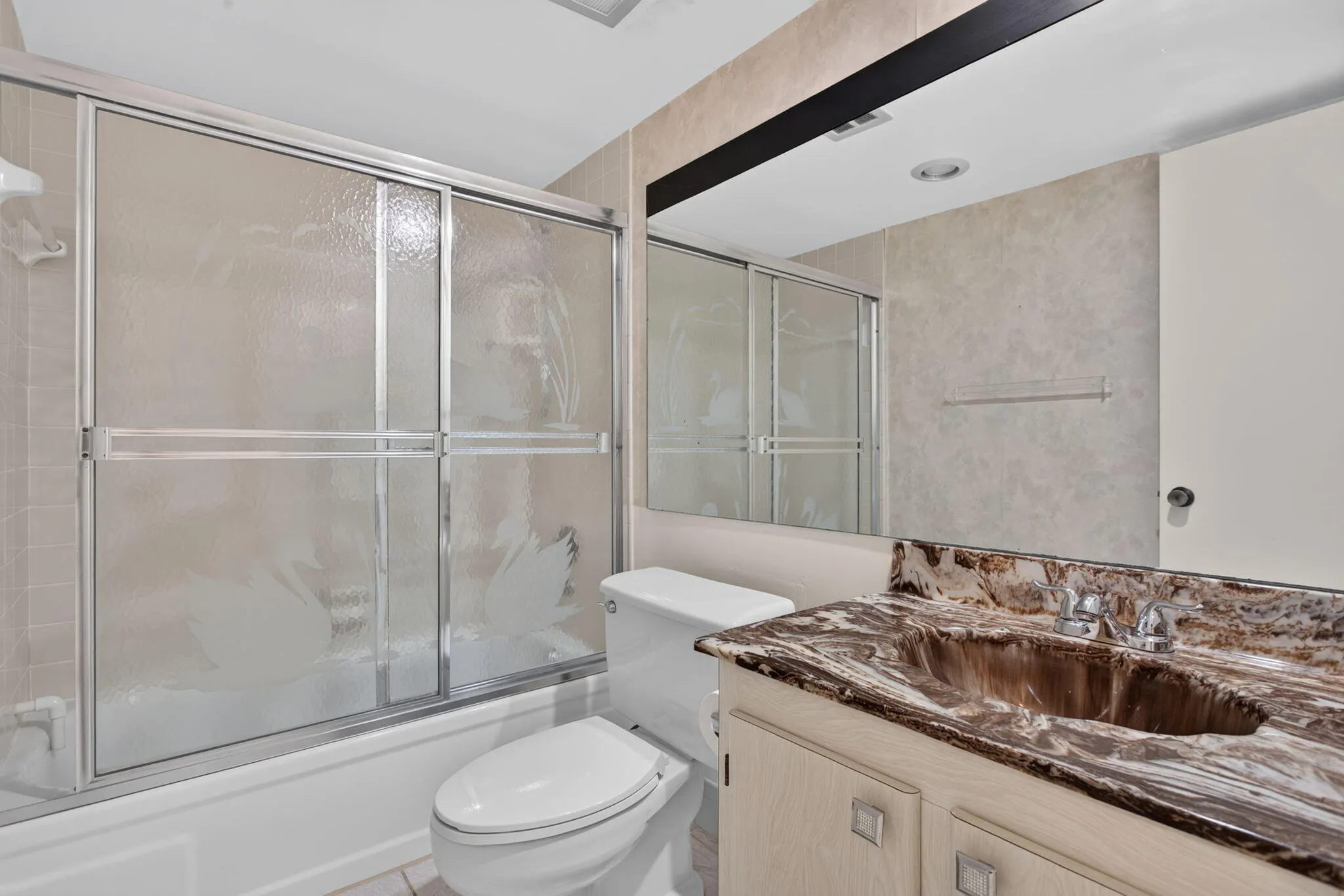 2309 S CYPRESS BEND Drive #611D