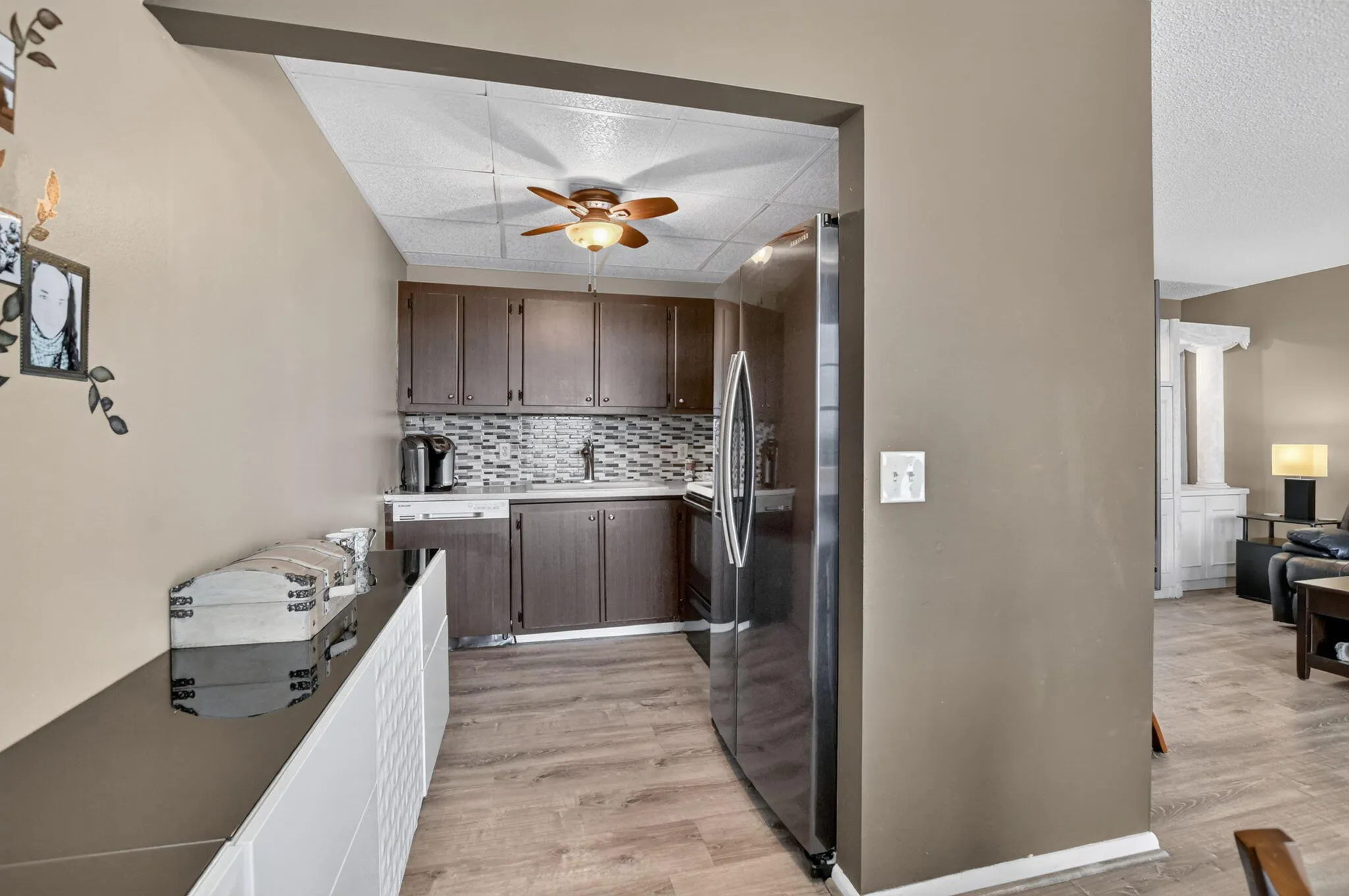 4075 Harwood F