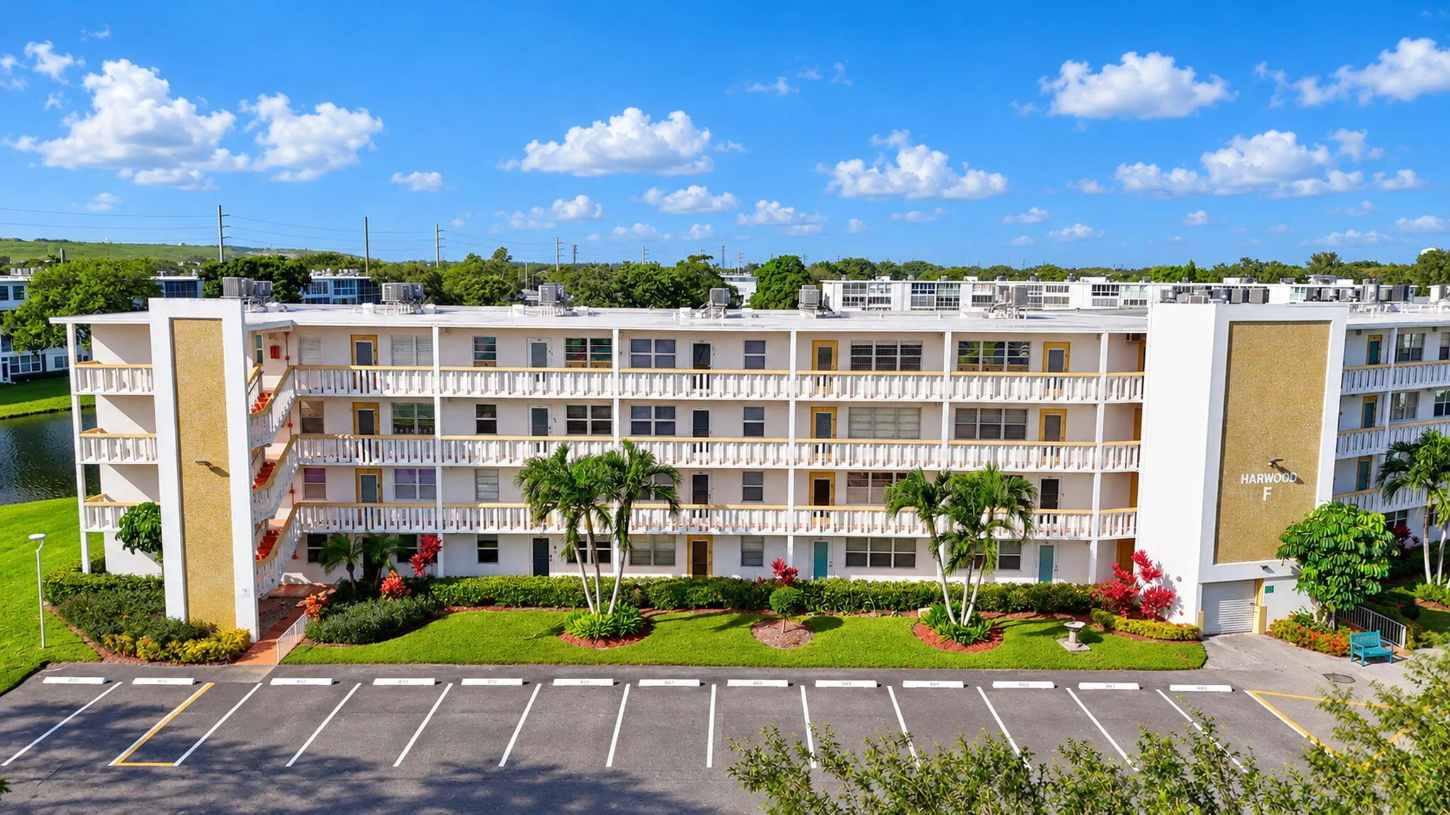 4075 Harwood F