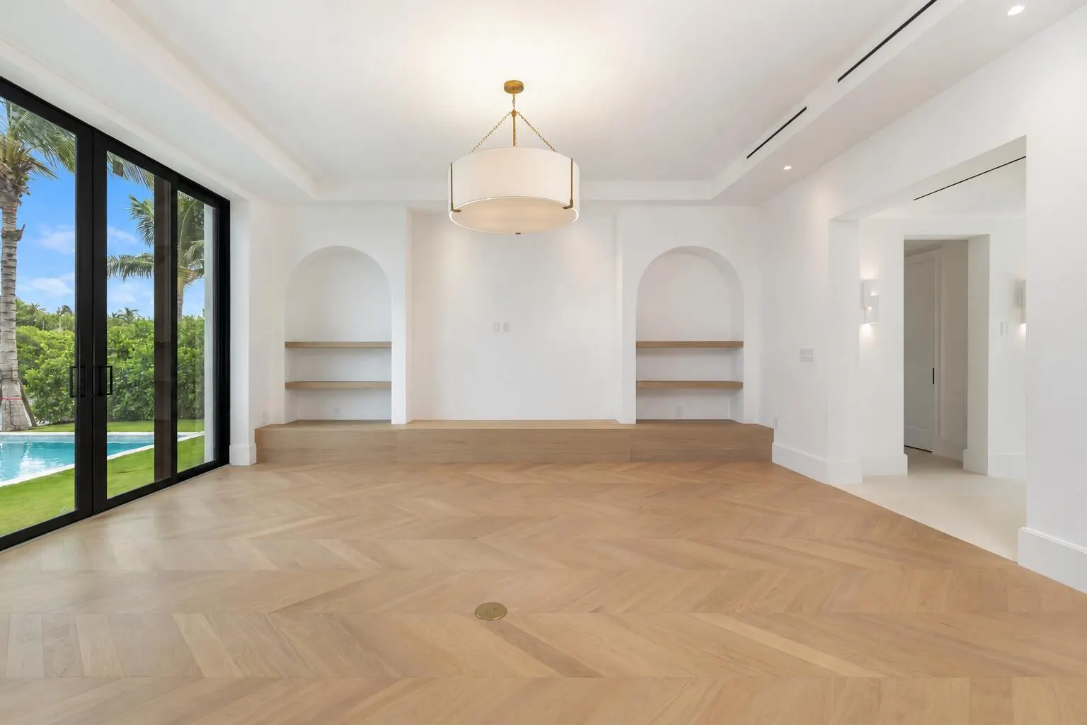 2273 Ibis Isle Road E