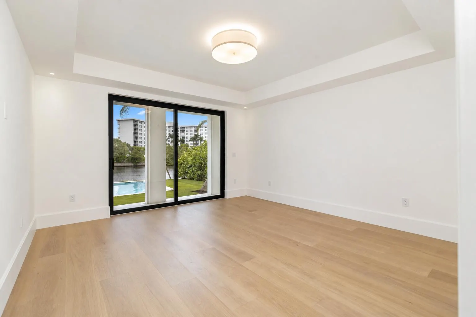 2273 Ibis Isle Road E