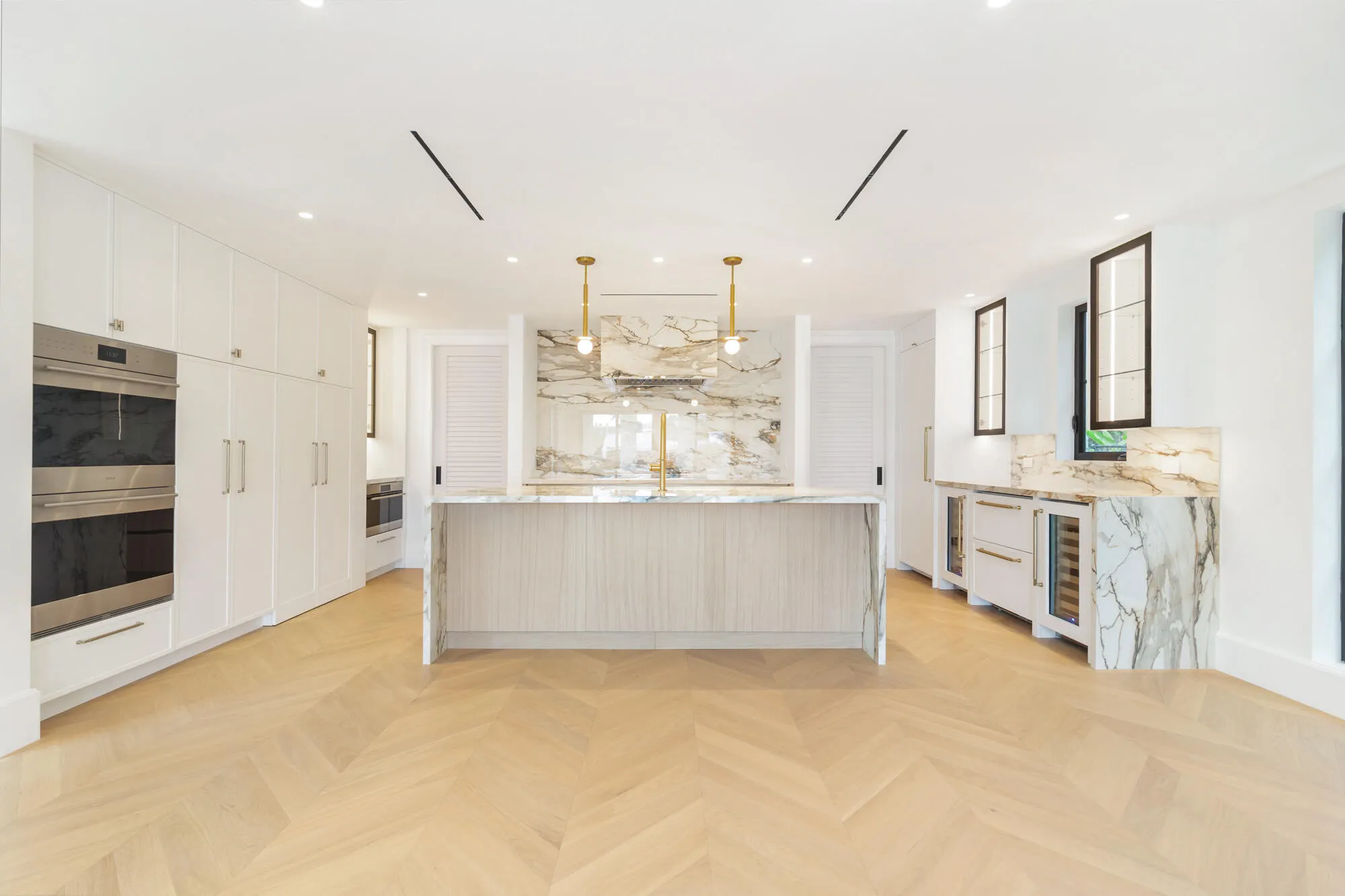 2273 Ibis Isle Road E