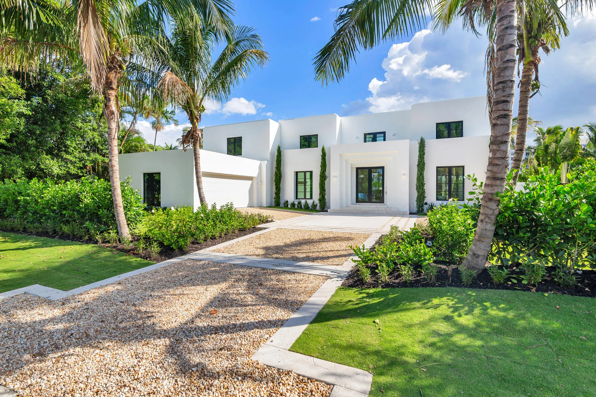 2273 Ibis Isle Road E