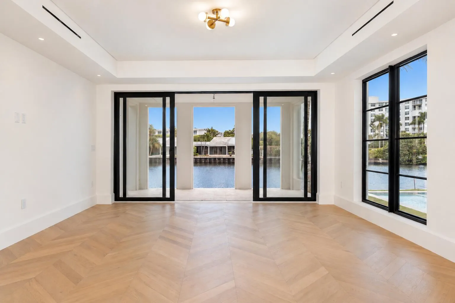 2273 Ibis Isle Road E