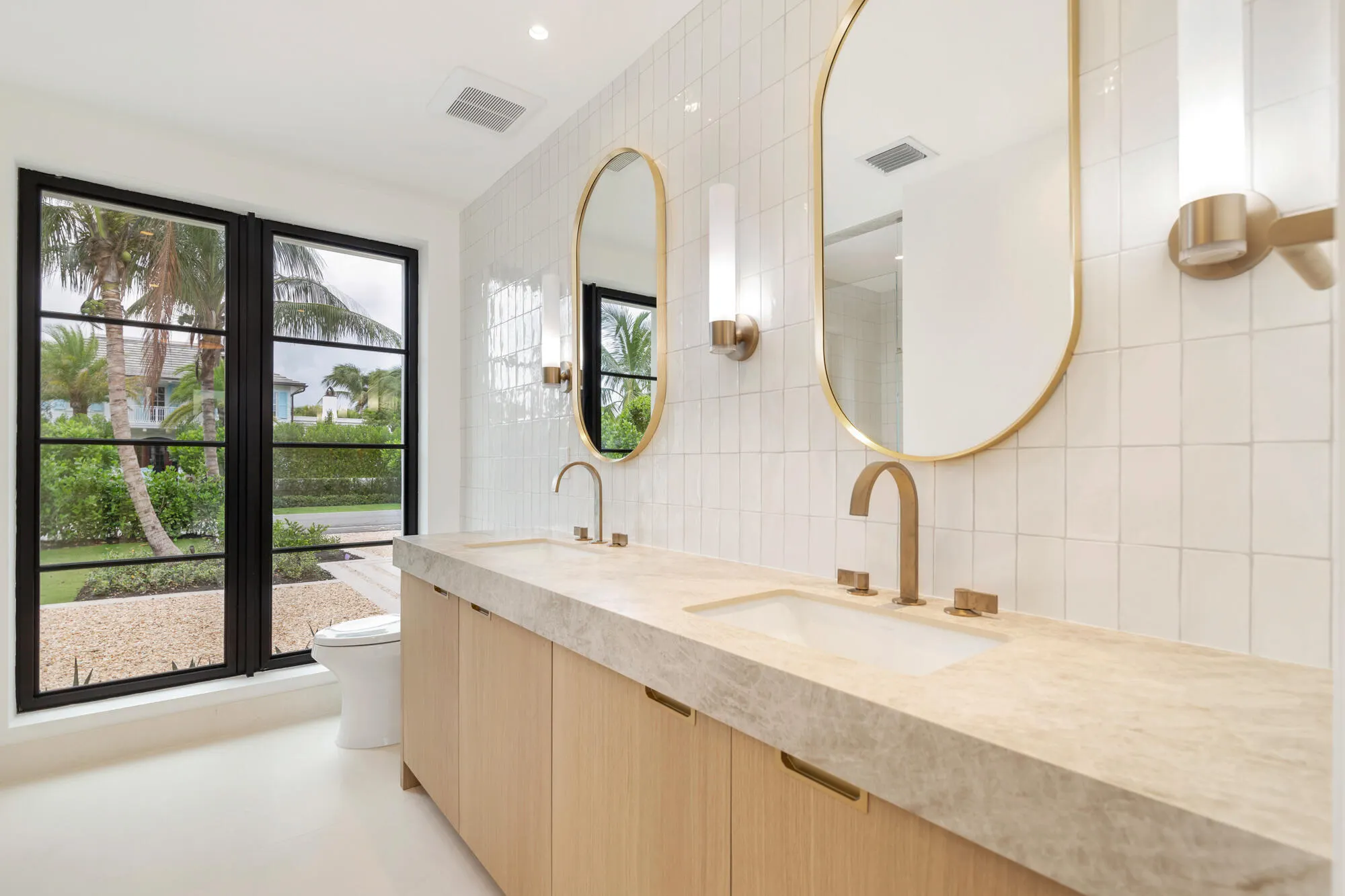 2273 Ibis Isle Road E