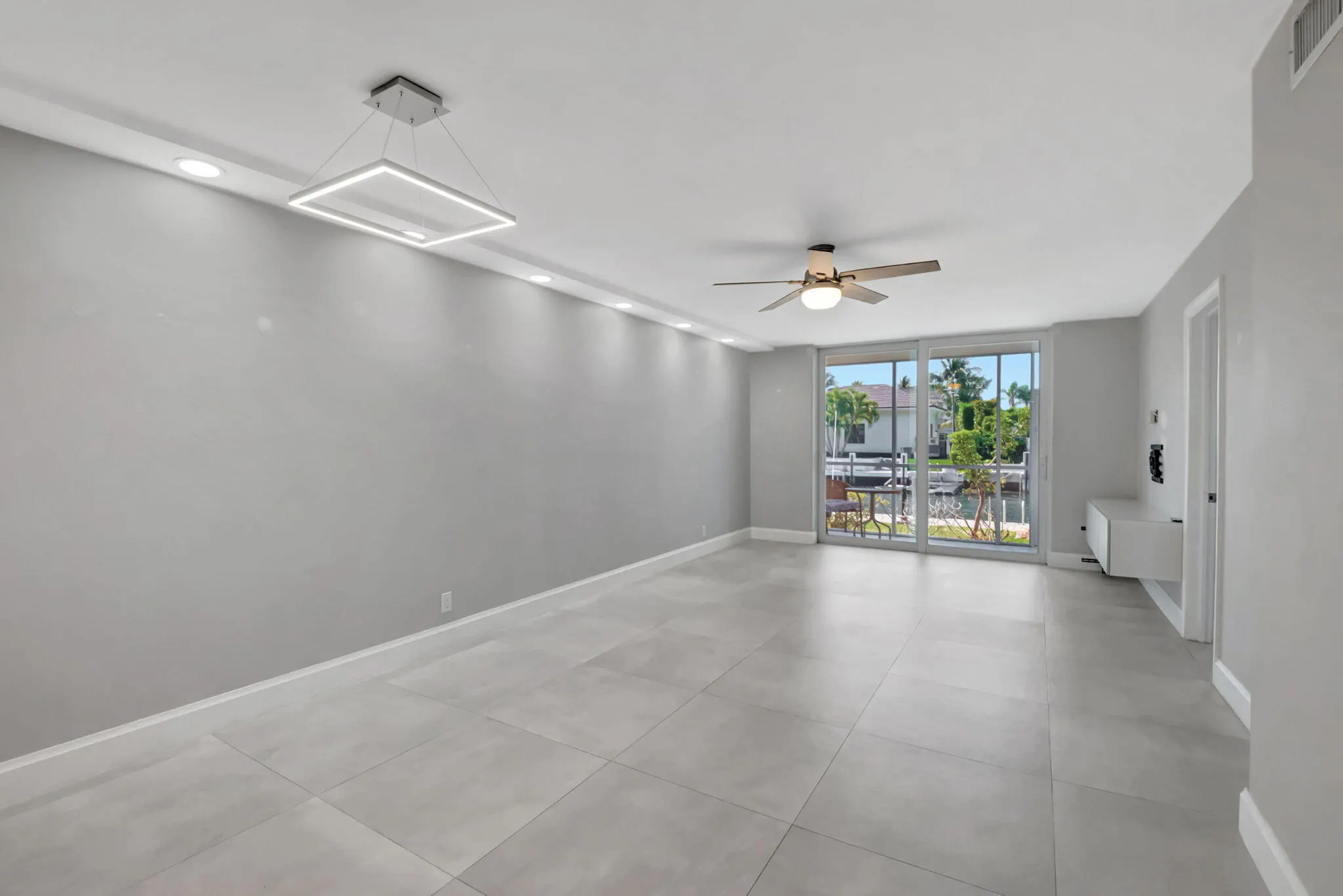 750 NE Spanish River Boulevard #103