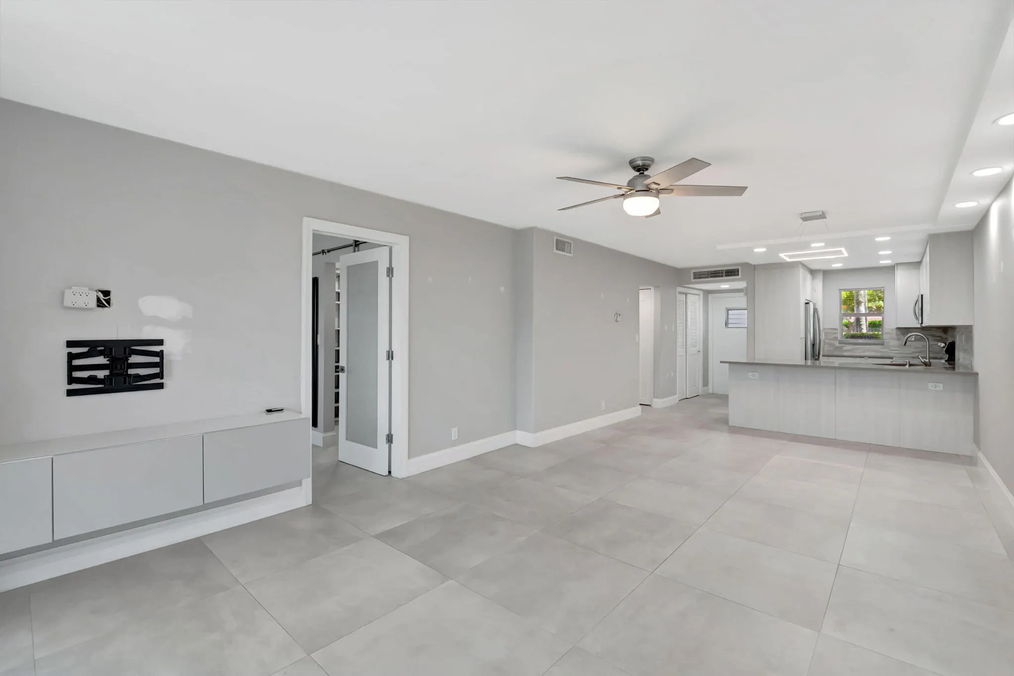 750 NE Spanish River Boulevard #103