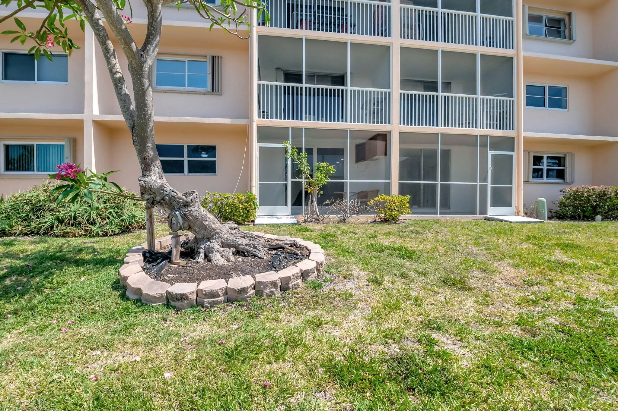 750 NE Spanish River Boulevard #103