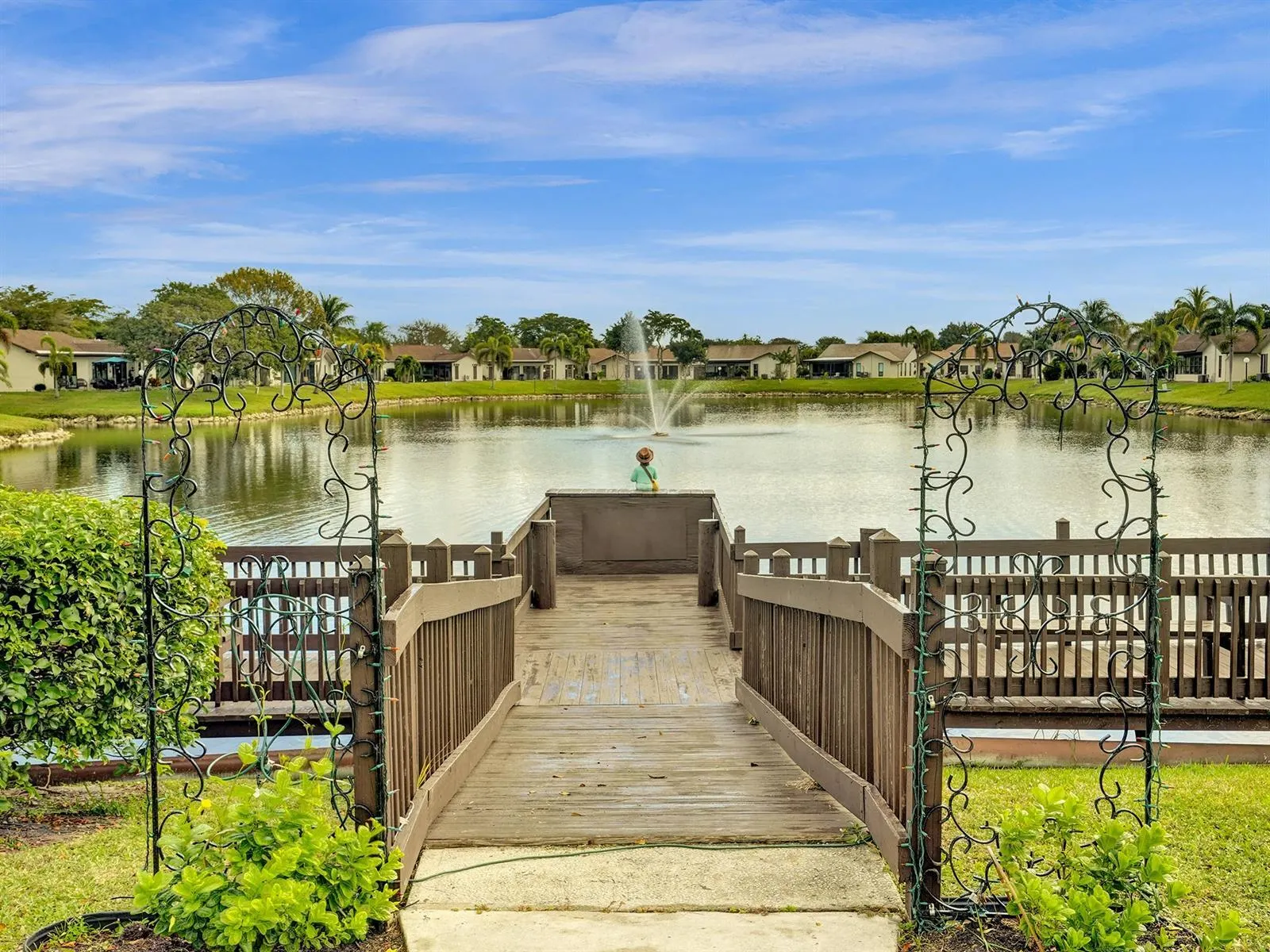 2079 SW 16TH Circle