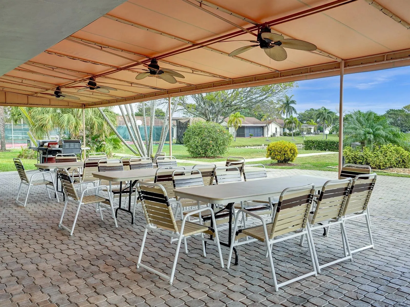 2079 SW 16TH Circle
