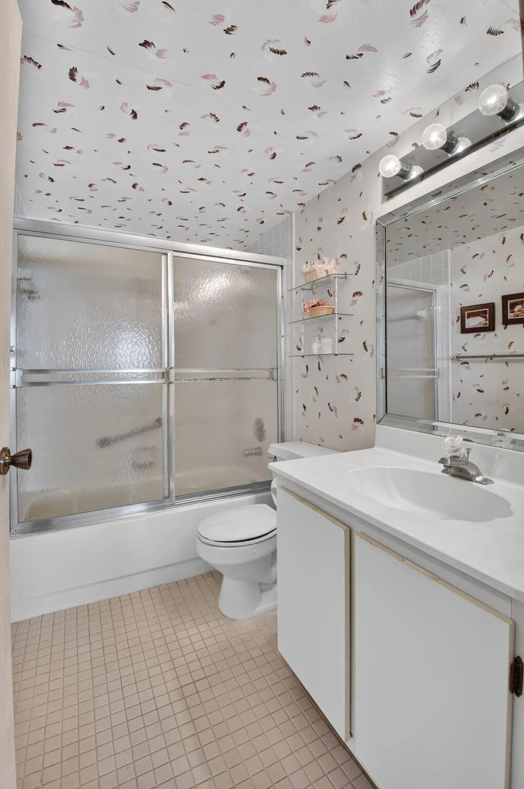 15301 PEMBRIDGE Avenue #45