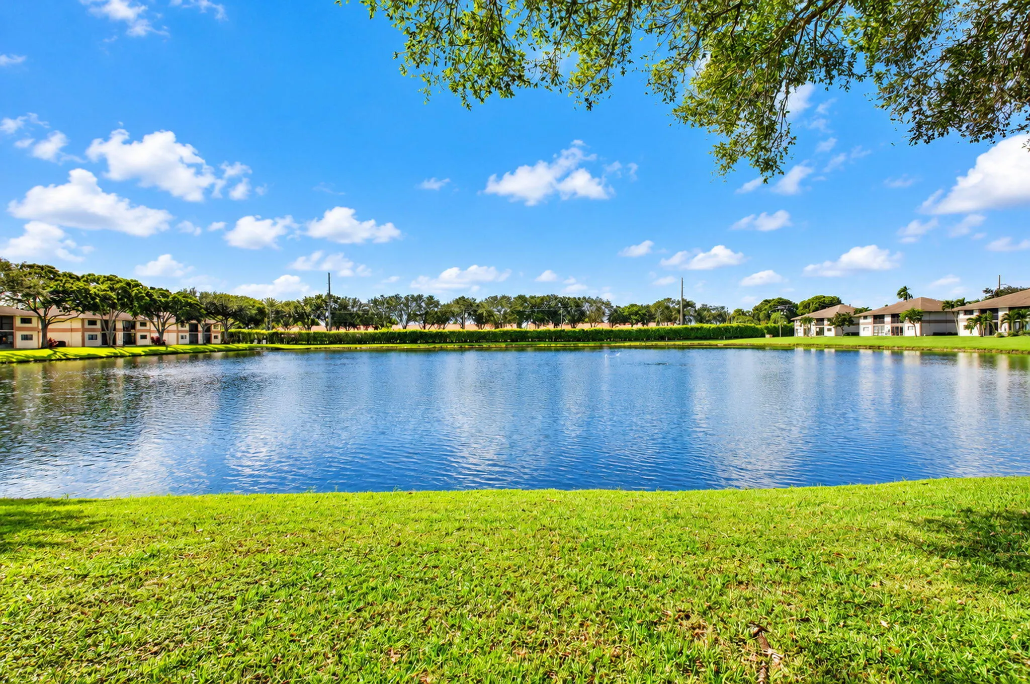 15301 PEMBRIDGE Avenue #45