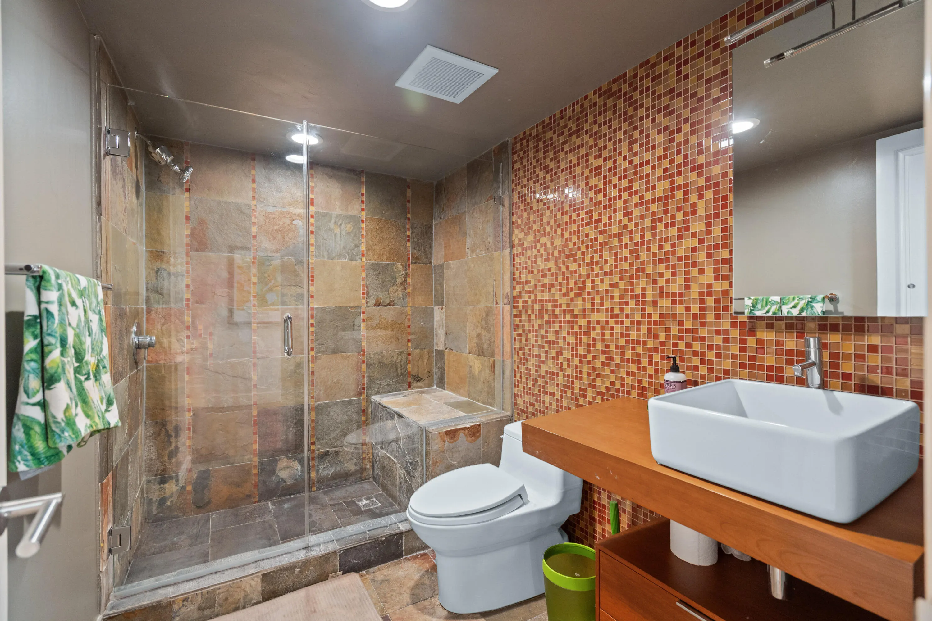 1172 HILLSBORO MILE #2-4