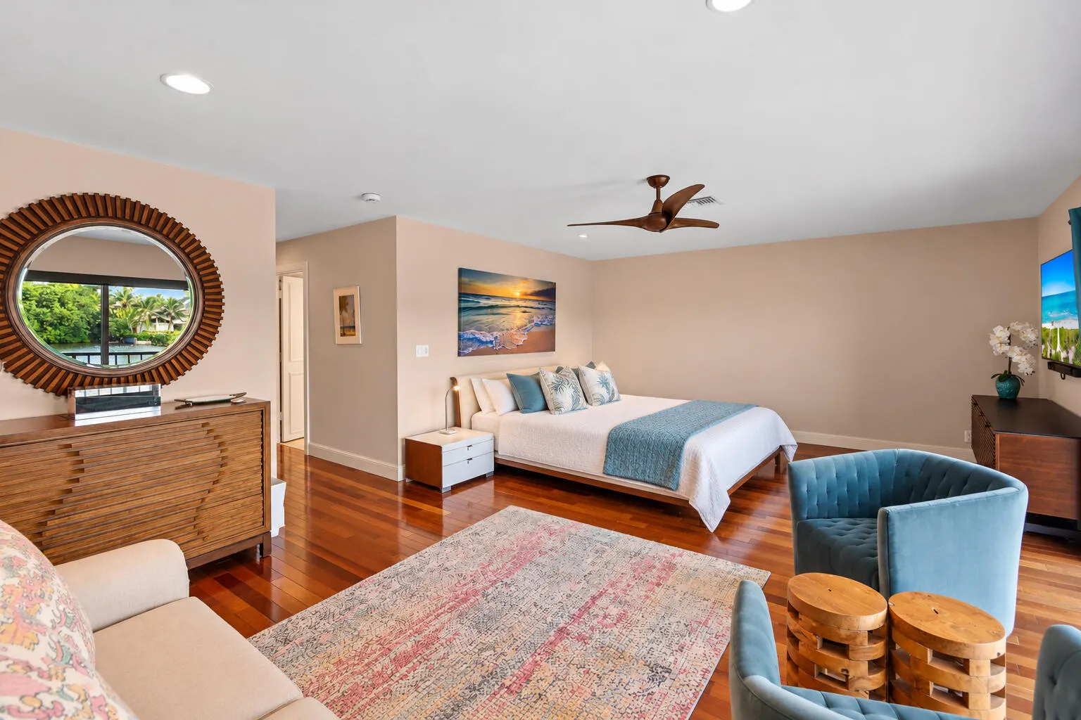 1172 HILLSBORO MILE #2-4