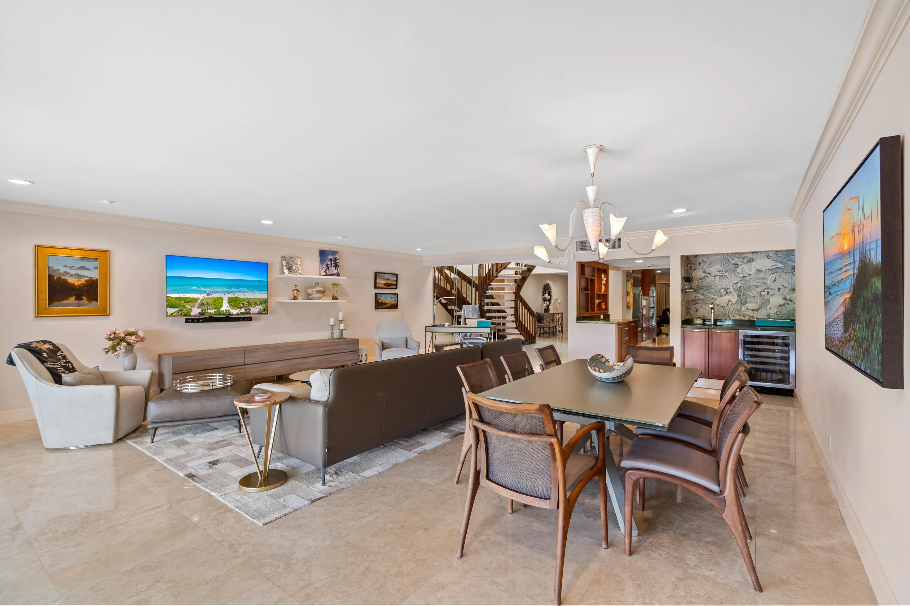 1172 HILLSBORO MILE #2-4