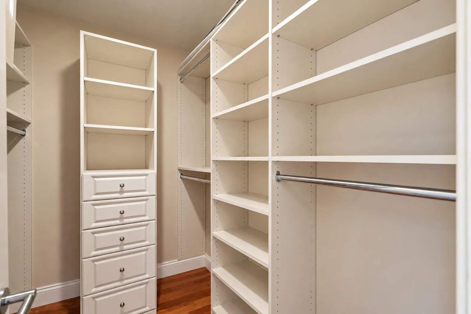 1172 HILLSBORO MILE #2-4