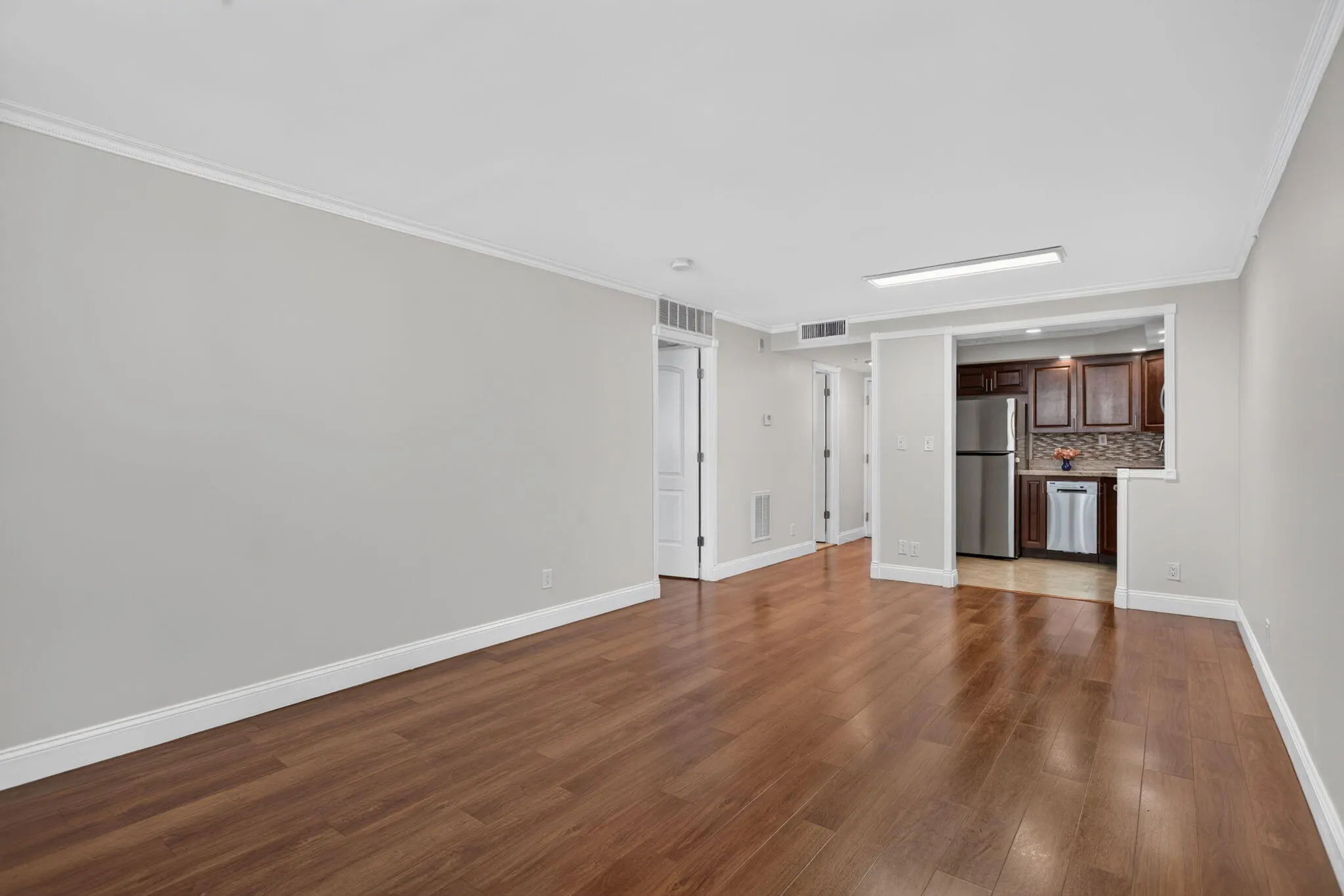 1505 N RIVERSIDE Drive #707