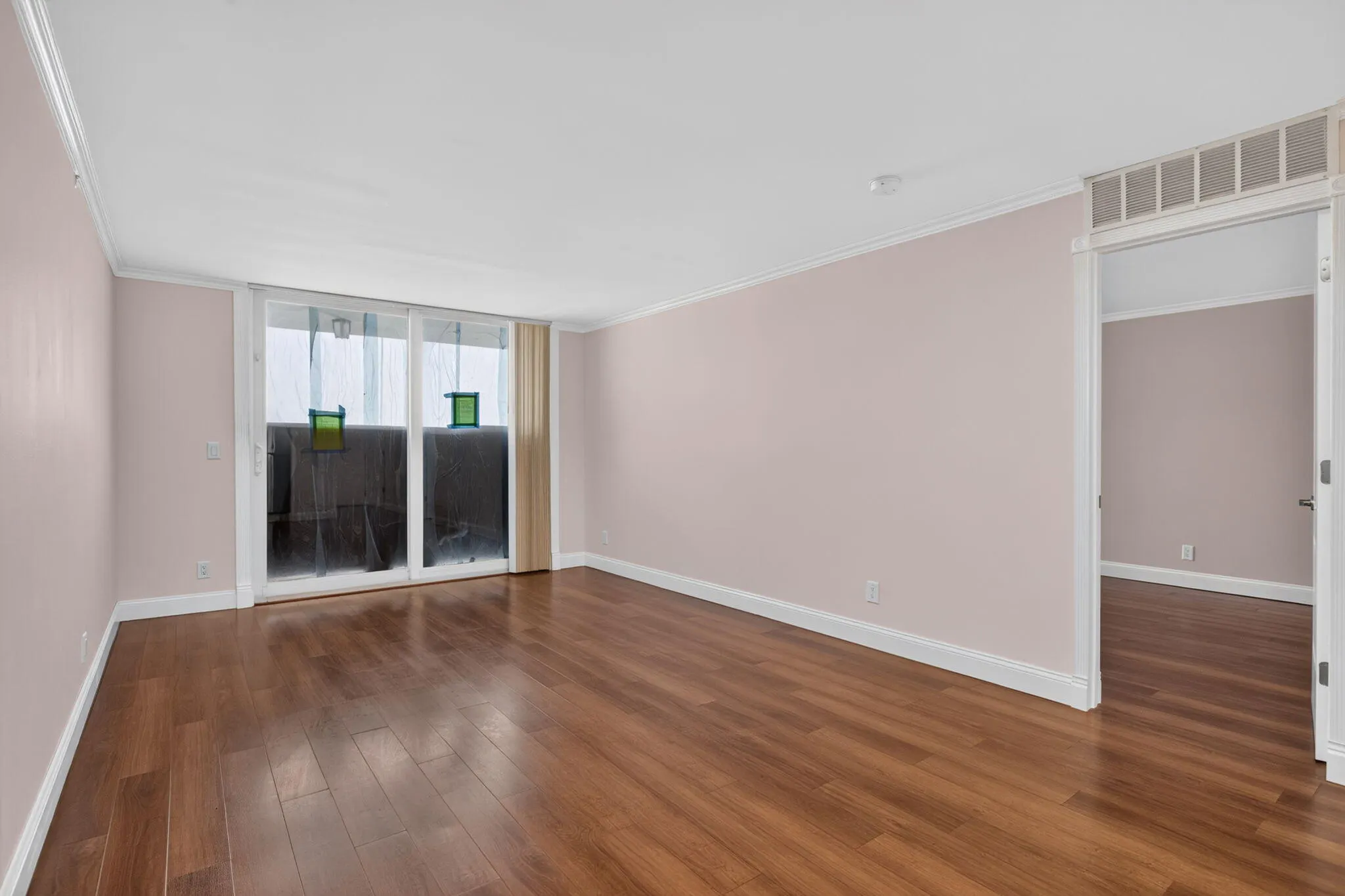 1505 N RIVERSIDE Drive #707