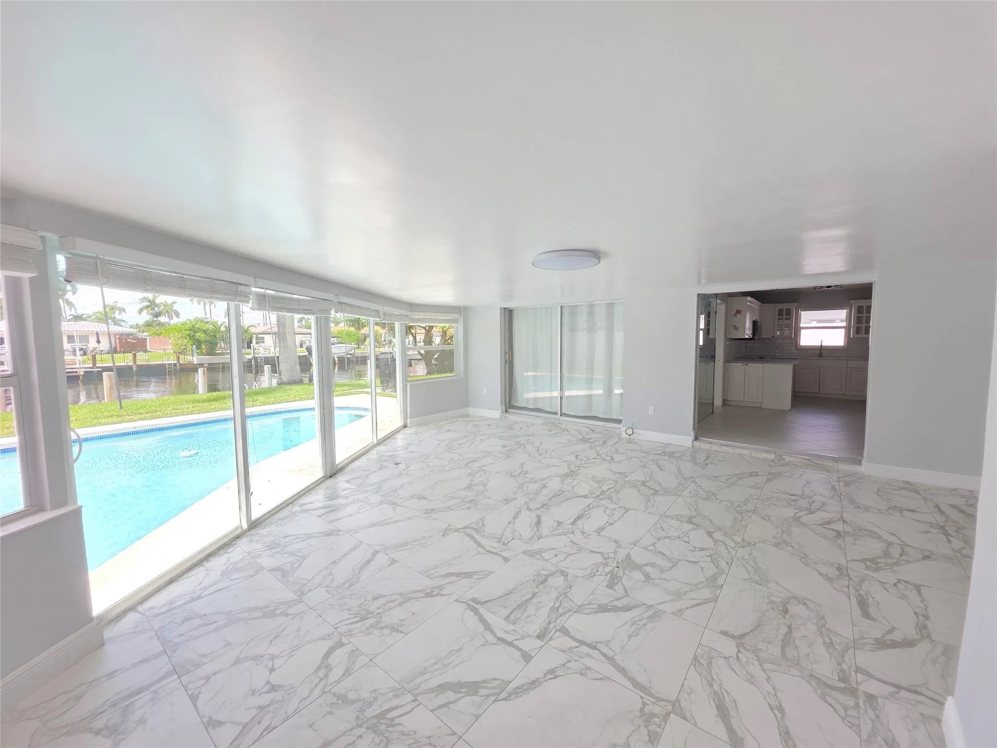 341 SE 6th Avenue