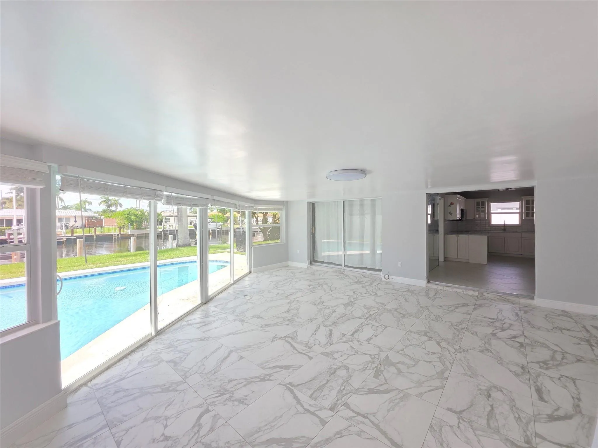 341 SE 6th Avenue