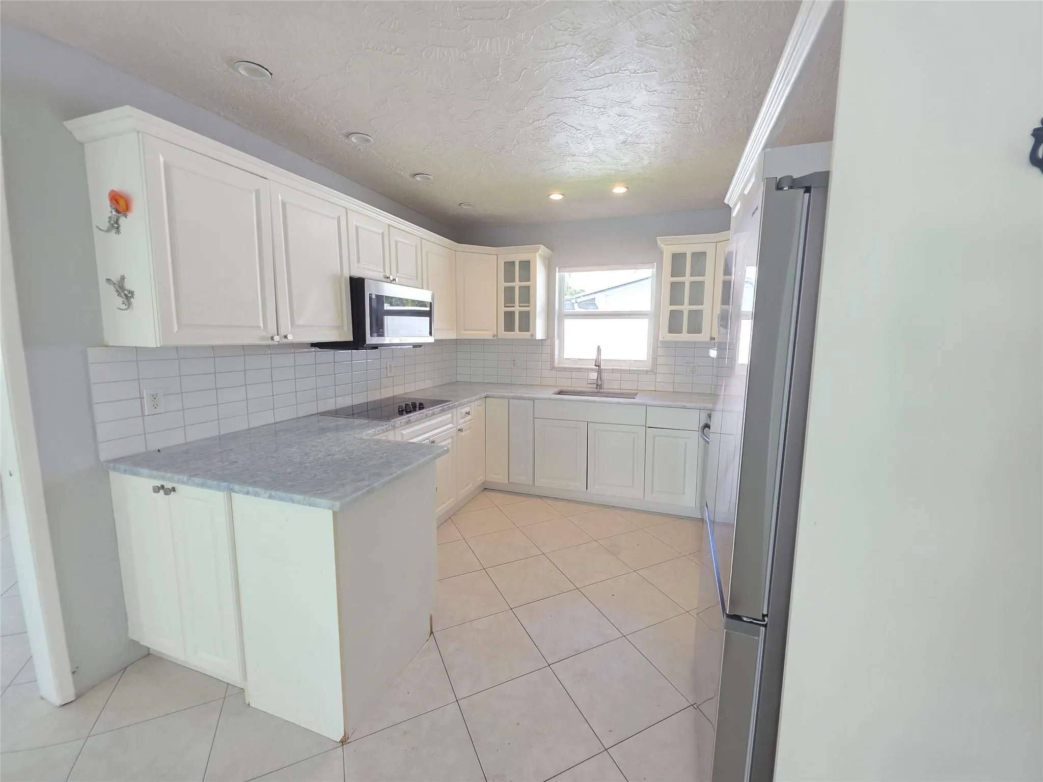 341 SE 6th Avenue