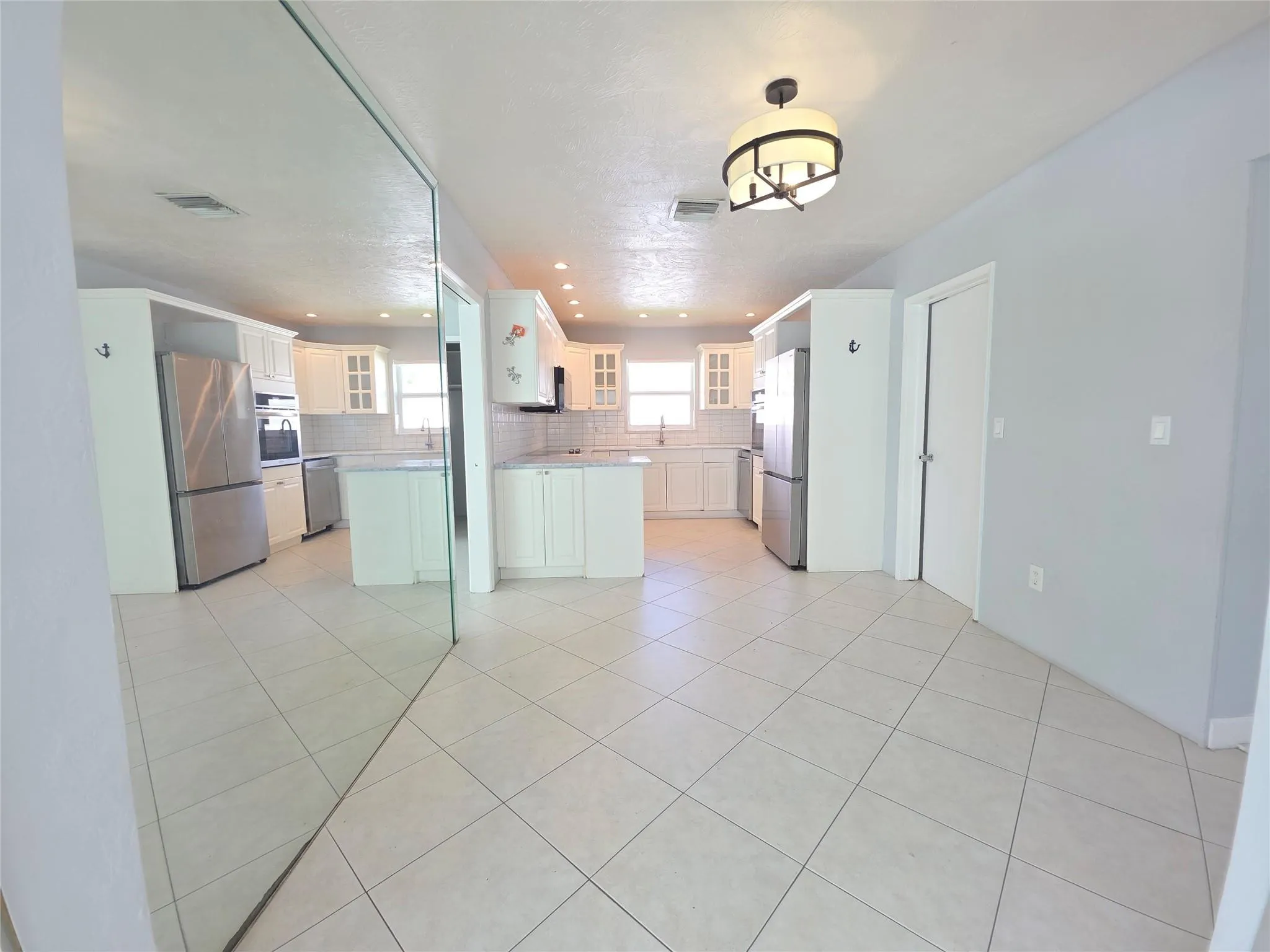 341 SE 6th Avenue