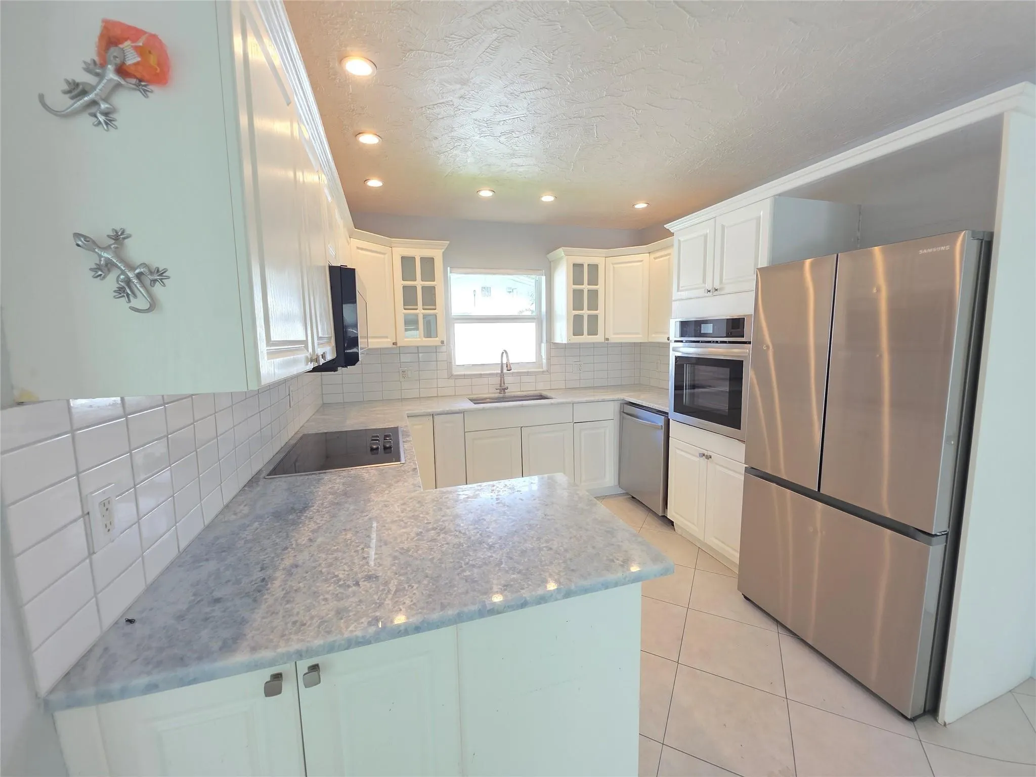 341 SE 6th Avenue