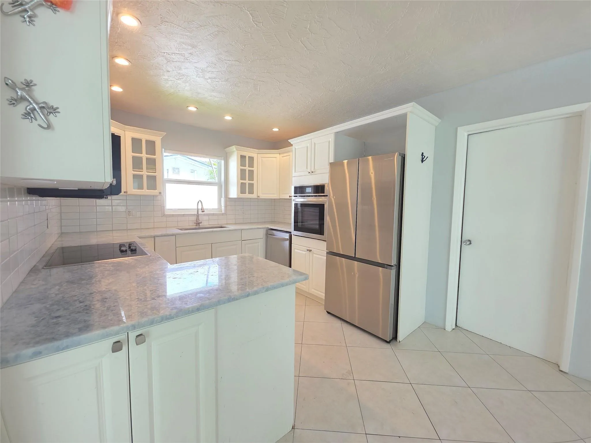 341 SE 6th Avenue