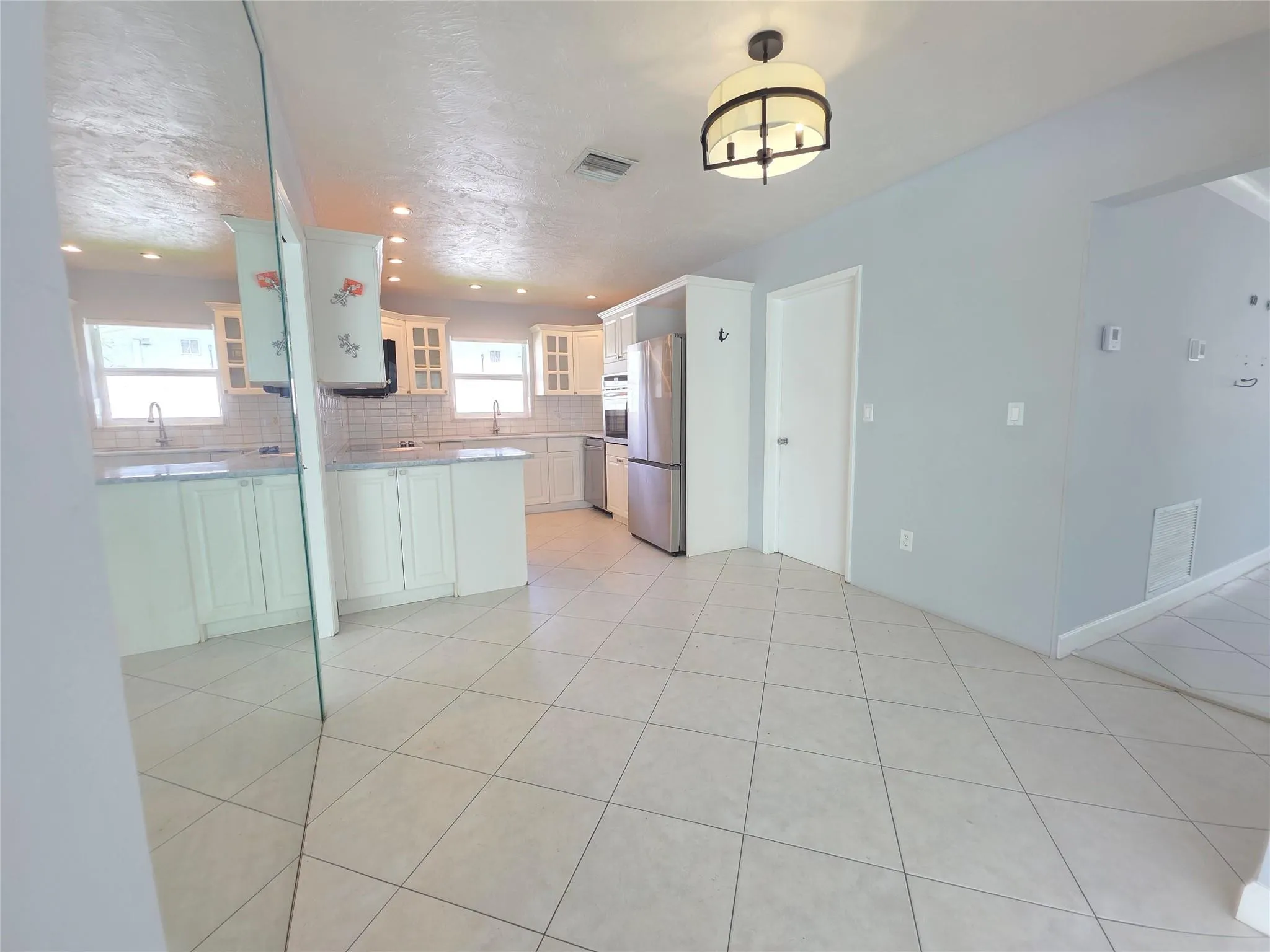 341 SE 6th Avenue